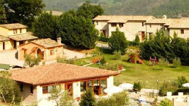 Villa Valentina Spa Умбертиде Экстерьер фото