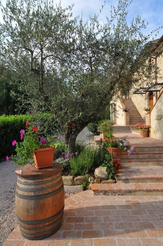 Villa Valentina Spa Умбертиде Экстерьер фото